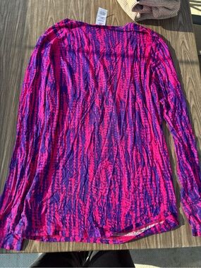 WonderWink Long Sleeve Crew Top in Bright Pink & Purple